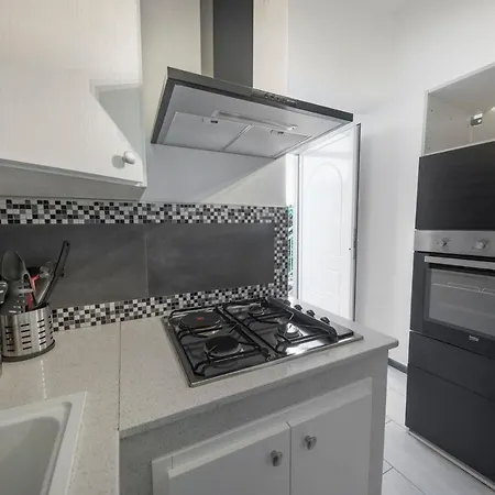 8 Pax In Francesca By In Palermo Apartment Casteldaccia