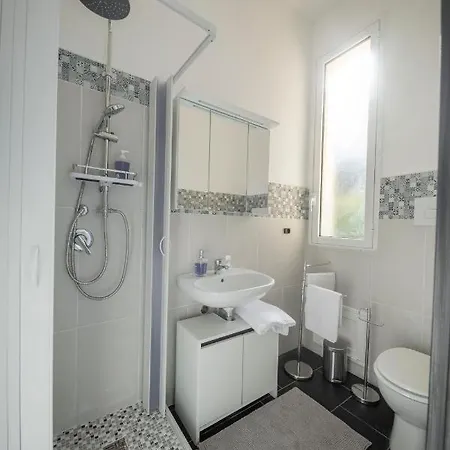 8 Pax In Francesca By In Palermo Apartment *